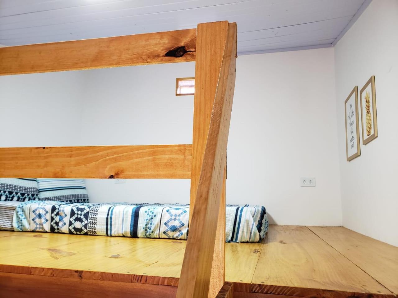 أوباتوبا Santo Quintal Hostel المظهر الخارجي الصورة